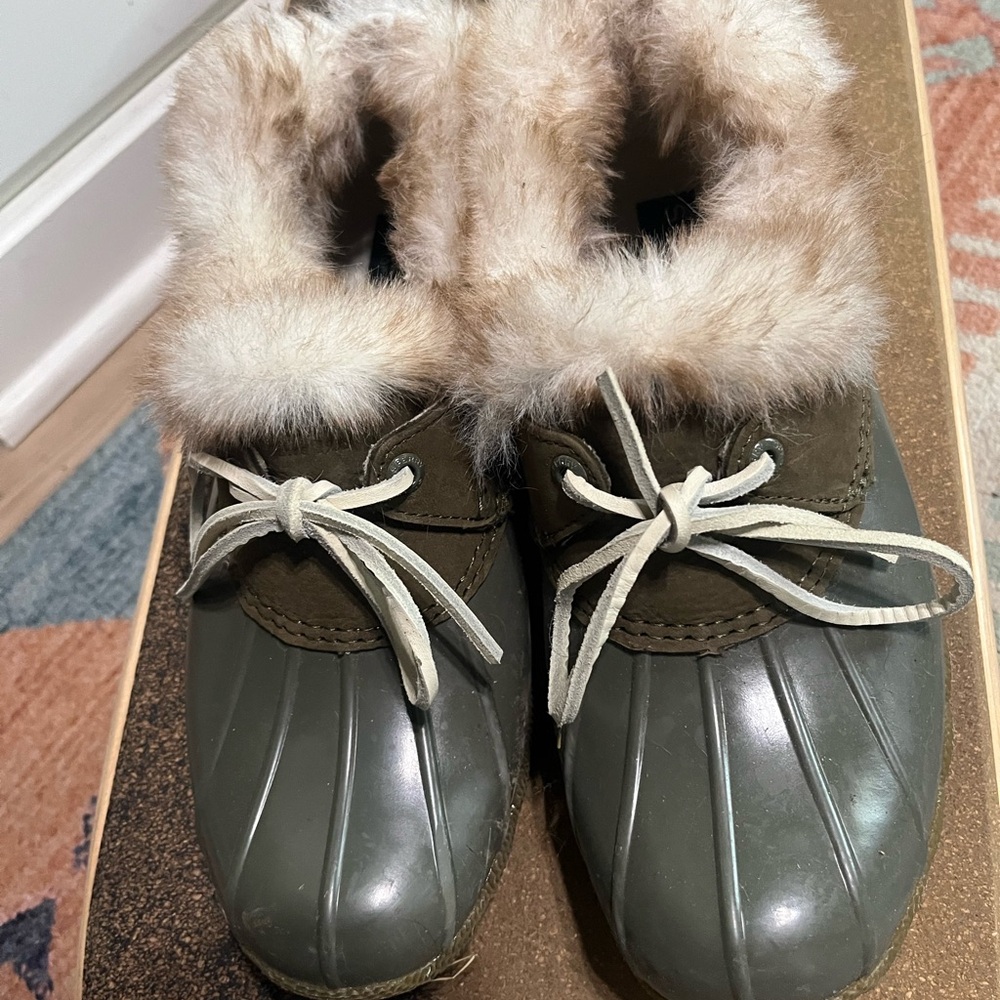 Sperry Fur-Lined Duck Boots